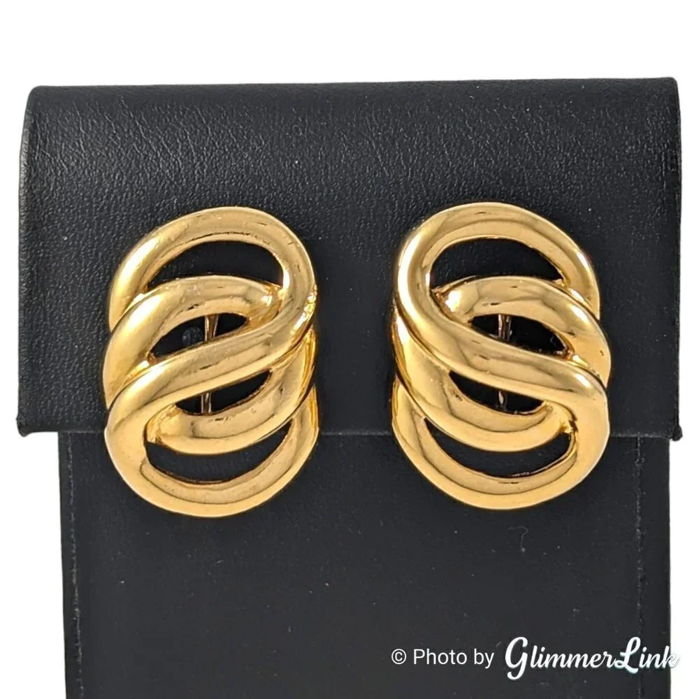 Vintage Napier Chunky Interconnected Swirl Gold Tone Clip On Earrings